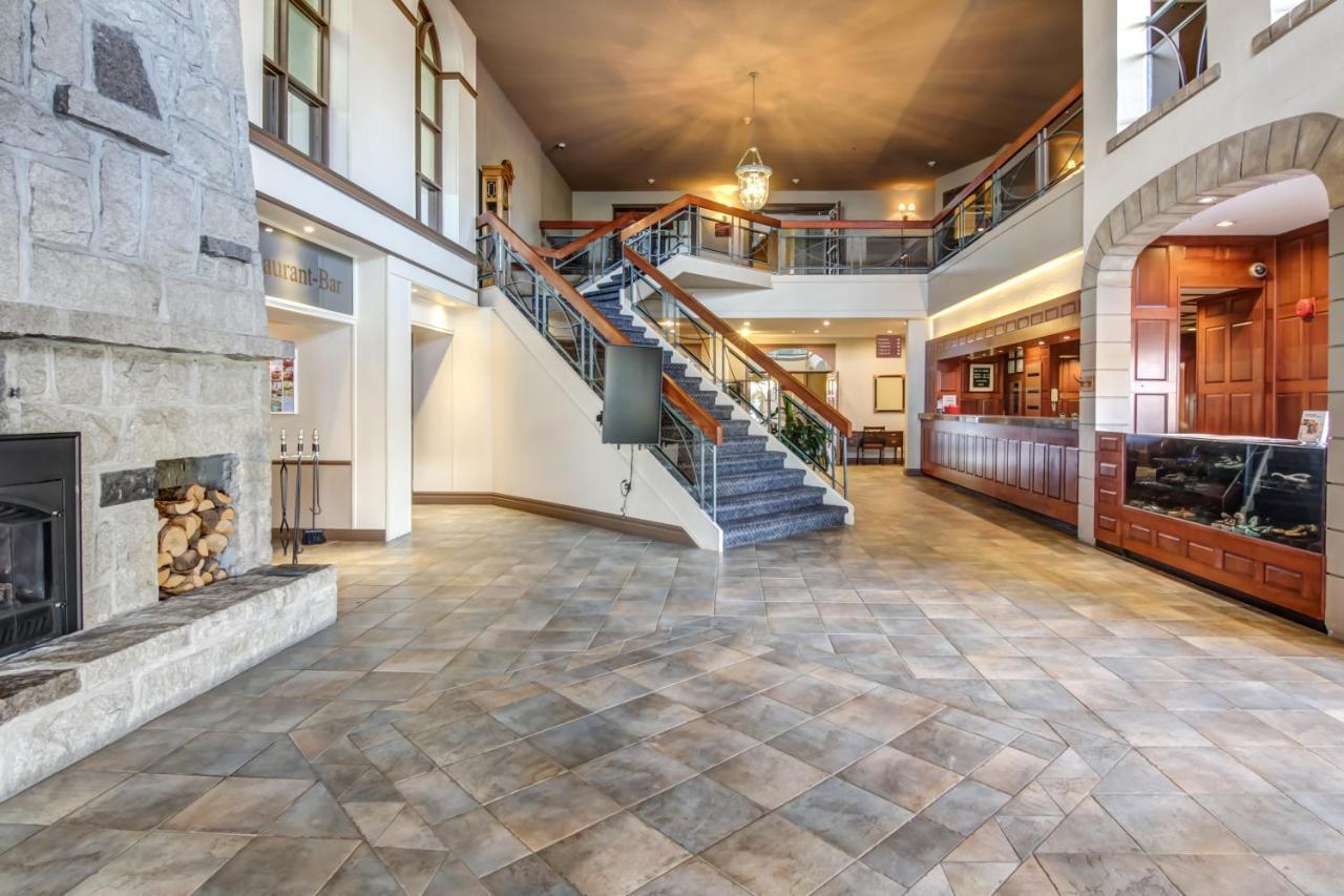 La Saguenéenne - Hôtel et Centre de Congrès Chicoutimi Esterno foto